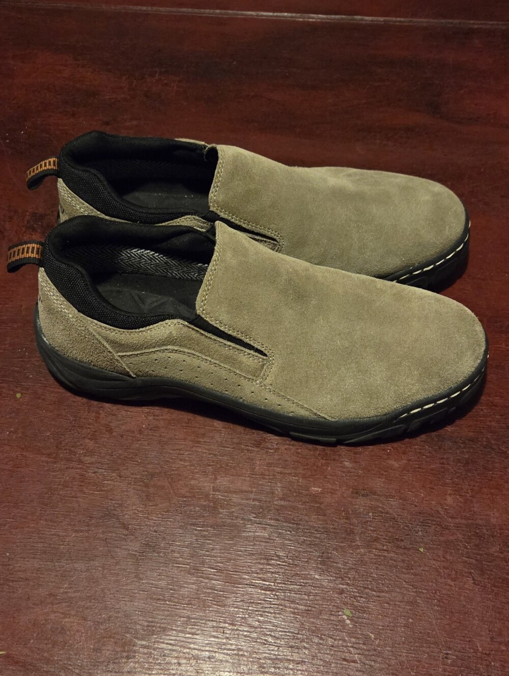 Khombu Men’s Slip-On Liam Memory Foam Shoes Tan Suede Size 10M